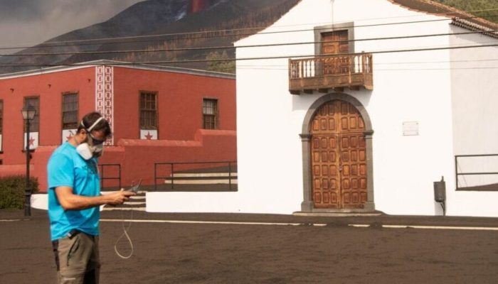 Uso de drones en el volcán Tajogaite
